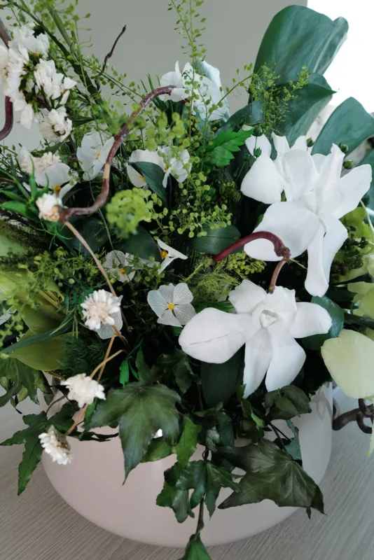 Maya preserved flower arrangement detail view in Dubai