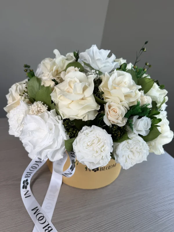 Olivia - Champaigne Shower preserved flowers gift box detail view in Dubai