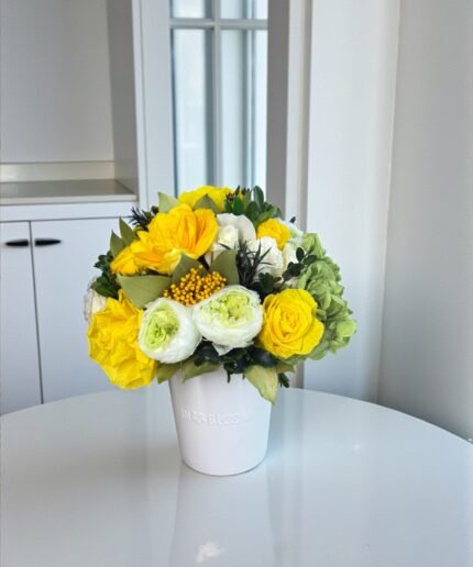 everlasting preserved flowers roses gardenias bouquet