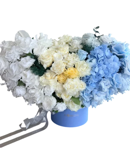 Audrey - Sky blue preserved flowers gift box in Dubai