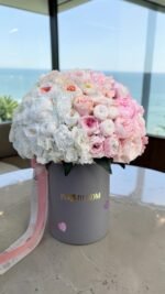 DESIRE Blush Cloud preserved flower box detail view