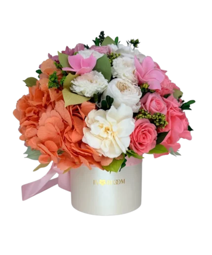 Elis Candy Petals preserved flower box