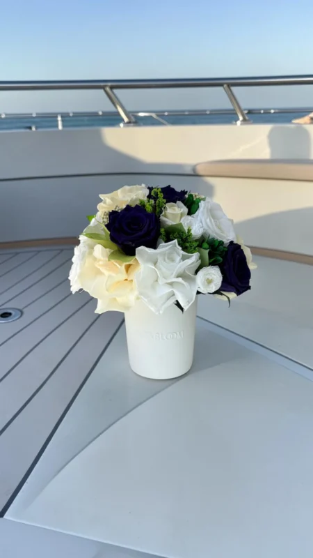 Luna - Purple Champagne preserved flower arrangement in Dubai detail
