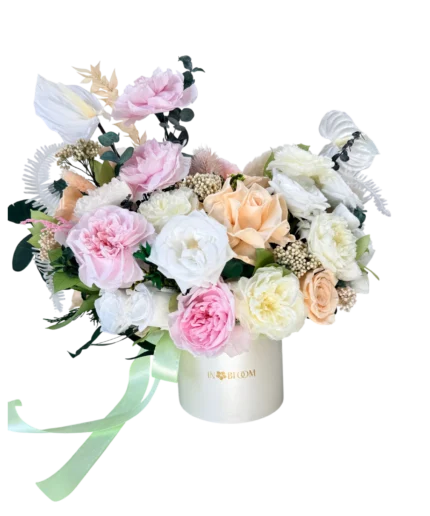 Elis - Dreamy preserved flower arrangement in Dubai