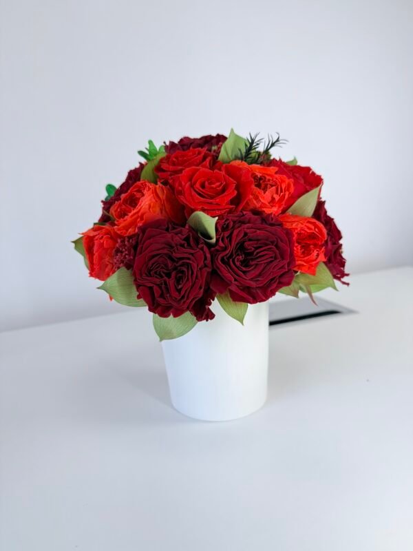 Luna - Red Miracle preserved flower arrangement in Dubai detail