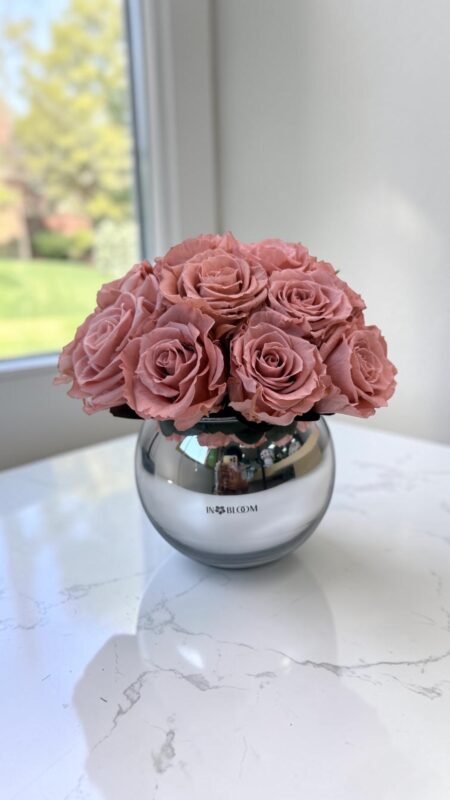 LOULOU ( s ) DUSTY PINK preserved flower arrangement in Dubai detail