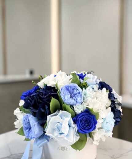 Olivia - Ocean Whisper preserved flower arrangement in Dubai detail