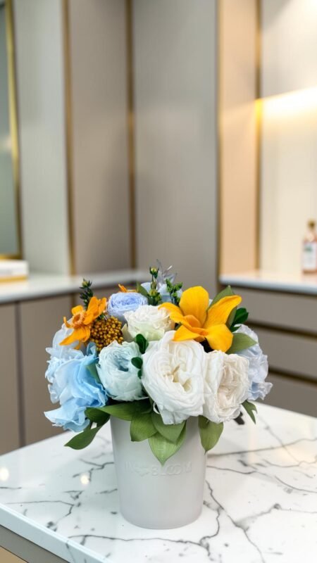 Luna - Sunlit Cloud preserved flower arrangement in Dubai detail