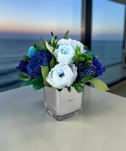 AMELY - Ocean Pearl preserved flower arrangement in Dubai detail