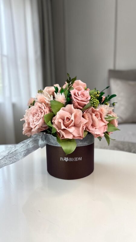 ELIS - DUSTY PINK preserved flower arrangement in Dubai detail