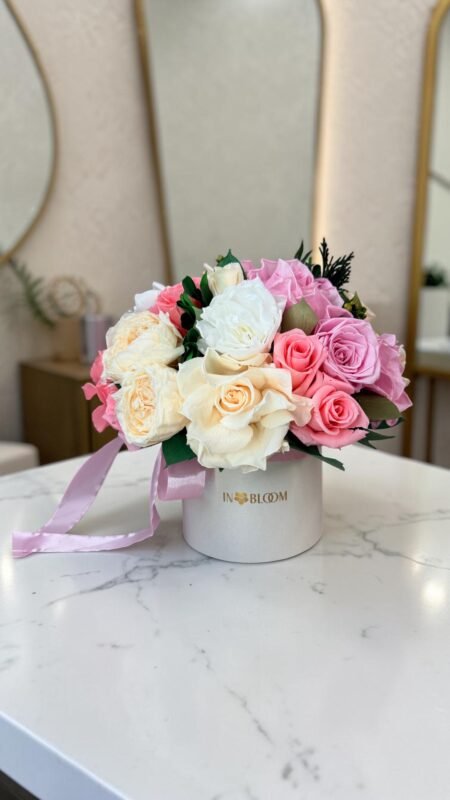 ELIS - PINK SERENITY preserved flower arrangement in Dubai detail