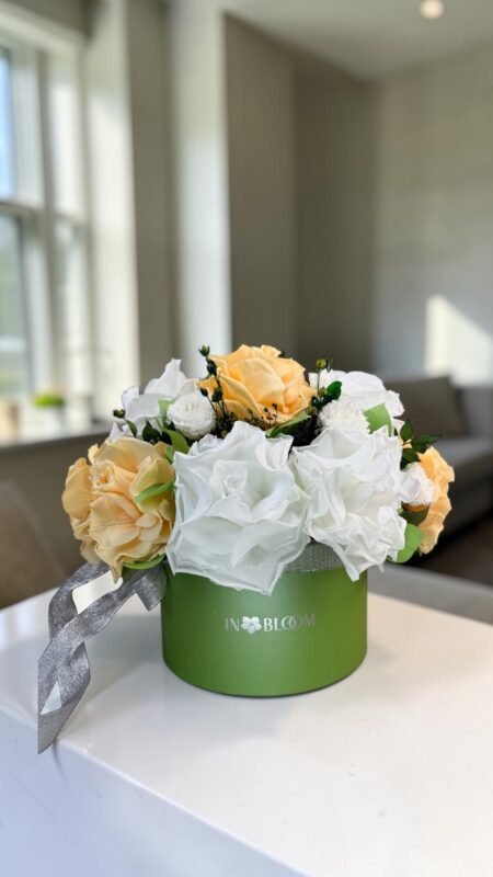 OLIVIA - PEACH SYMPHONY preserved flower arrangement in Dubai detail
