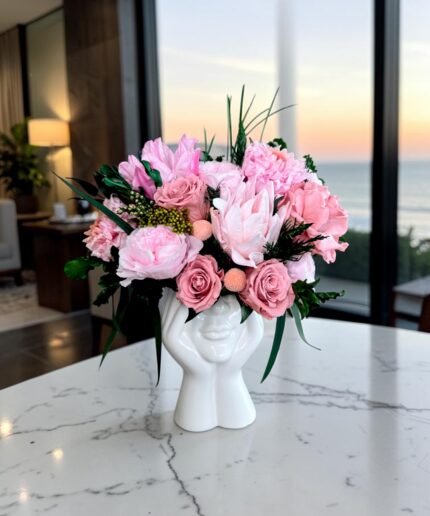 Dreamy preserved flower arrangement detail view in Dubai