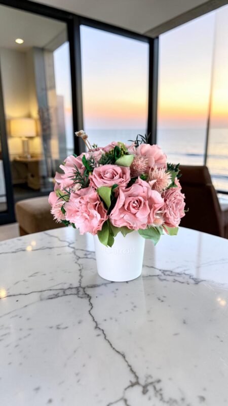 Luna - Dusty pink preserved flower arrangement detail view in Dubai