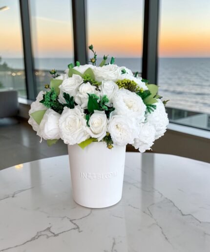 Luna blanc preserved flower arrangement detail view in Dubai