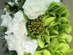 Luna - blanc 8 preserved flower arrangement detail view in Dubai