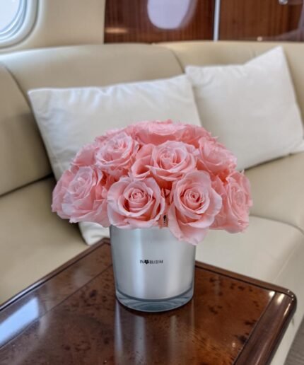Juliet Rosewood Roses preserved flower arrangement in Dubai detail