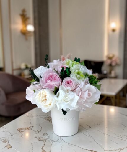 Luna - Light Pink preserved flower arrangement in Dubai detail
